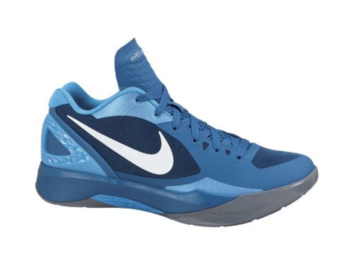 Kicks of the Day: Nike Zoom Hyperdunk 2011 Low 