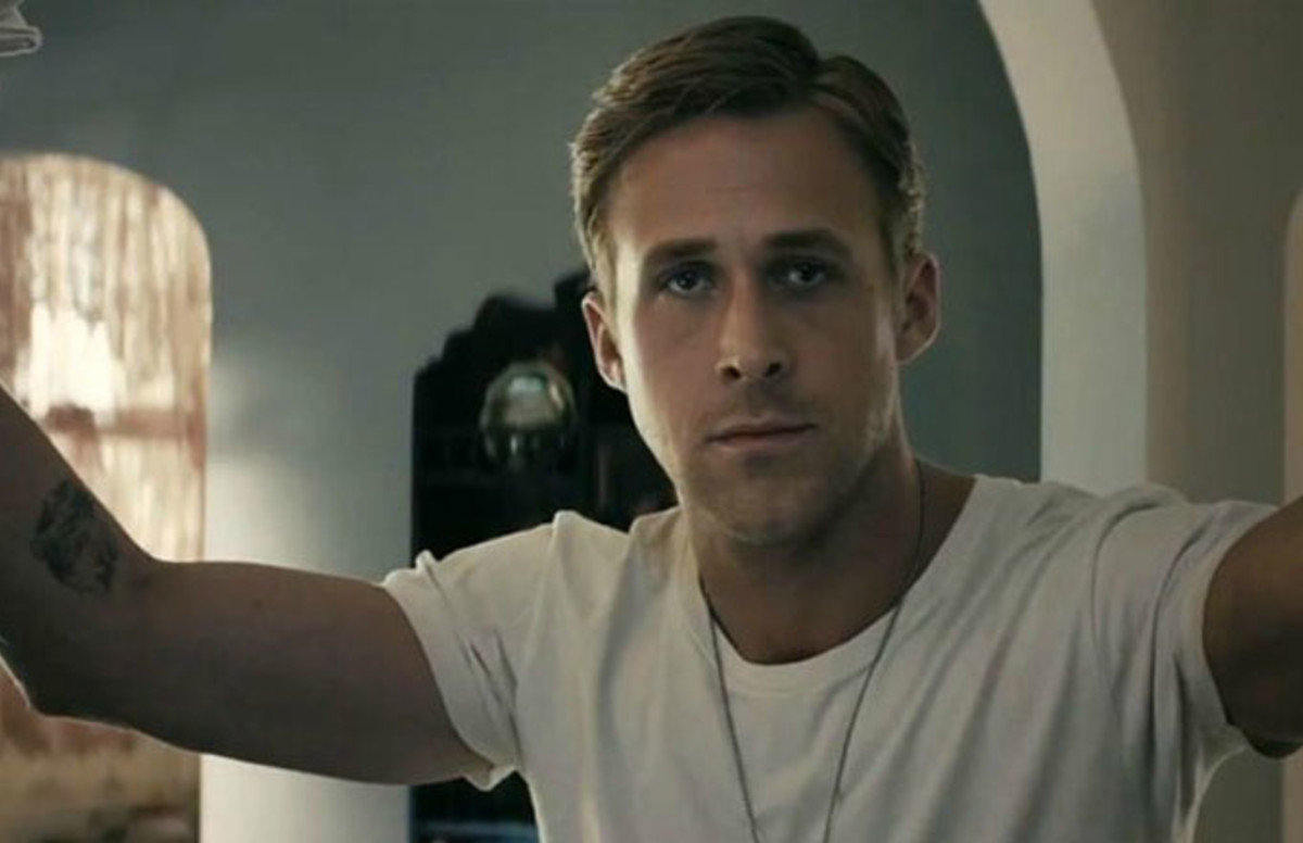 Ryan Gosling Cried After Sex According To A Curvy Blonde