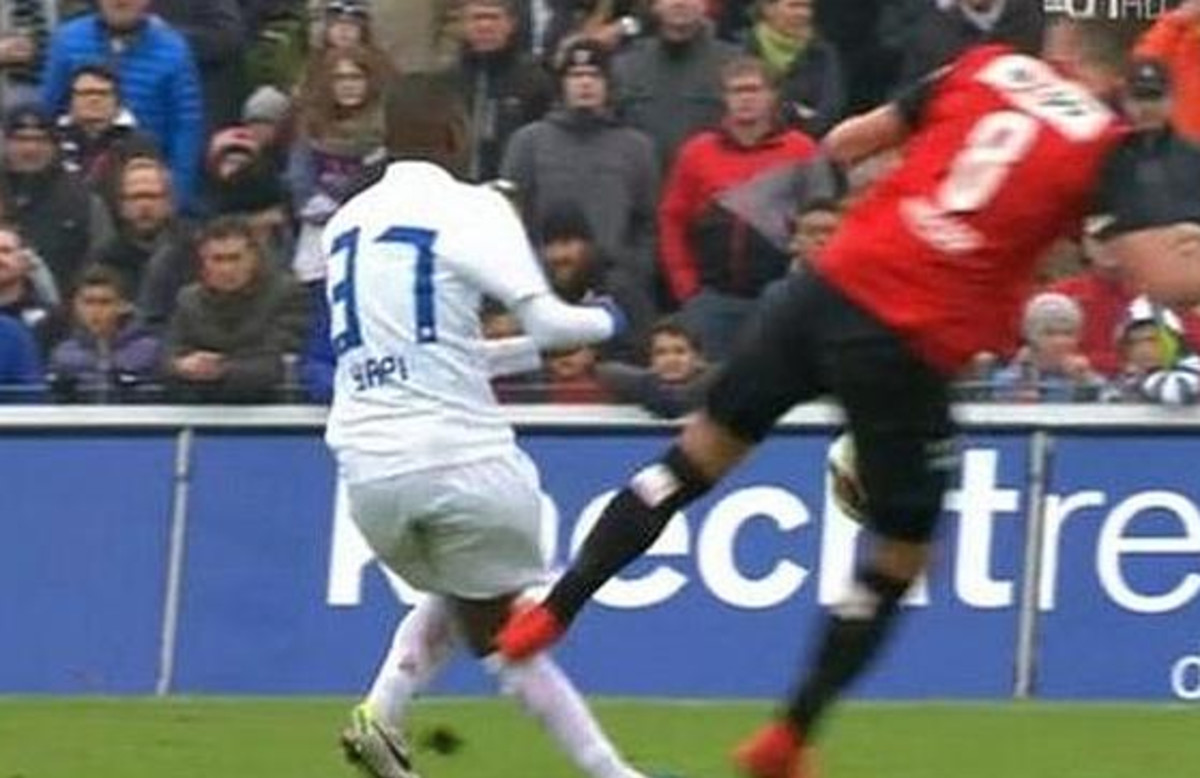 This Tackle Was so Bad That the Player Behind It Is Now Facing Legal Action | Complex