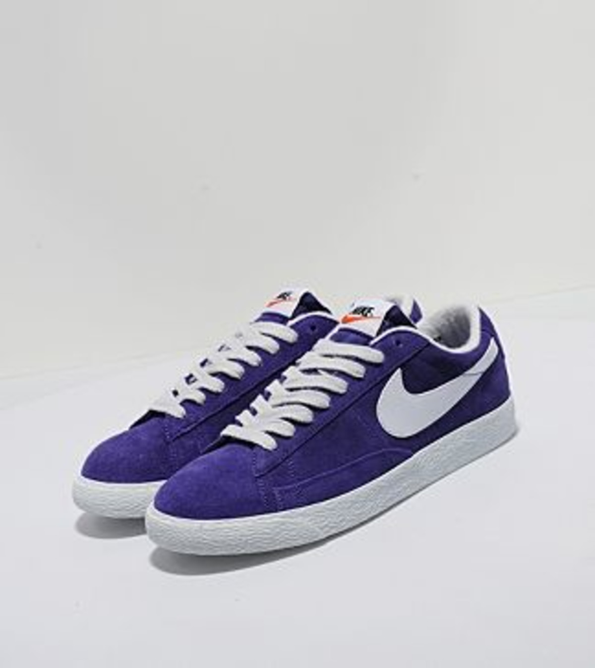 nike blazer purple low