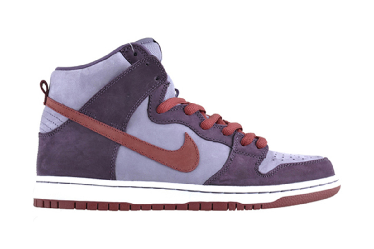 nike dunk sb plum