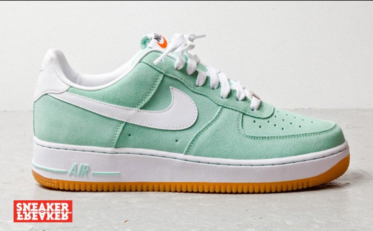 nike airforce 1 barely green