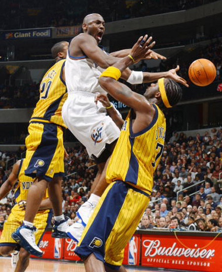 nba players wearing jordan 34