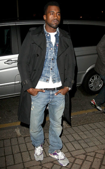 rappers wearing new balance 990 - 52