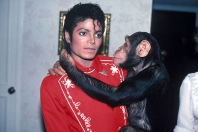 Michael Jackson Porn - New Police Documents Reportedly Claim Michael Jackson Kept ...