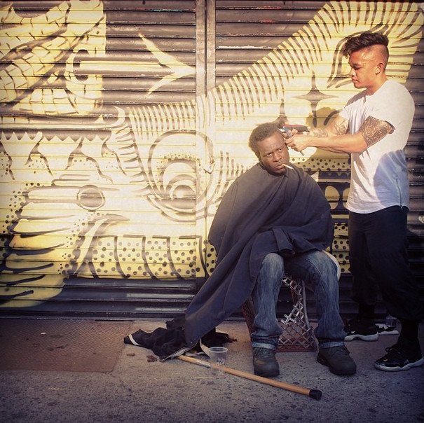 This Nyc Stylist Gives Homeless People Free Haircuts Complex