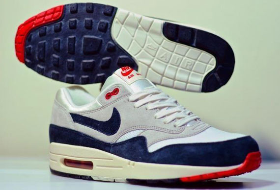 nike air max 1 white navy red