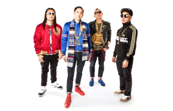 Far east like. Far East Movement концерт. Фар Ист Мувмент. Фар Ист Мувмент концерт. «Far East Movement и Бруно Марс».