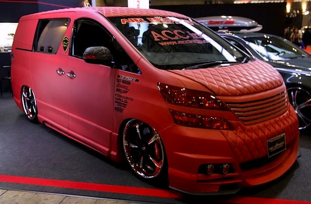 What Does This Mean Minivans That Are Trying Too Hard Complex The Hogring