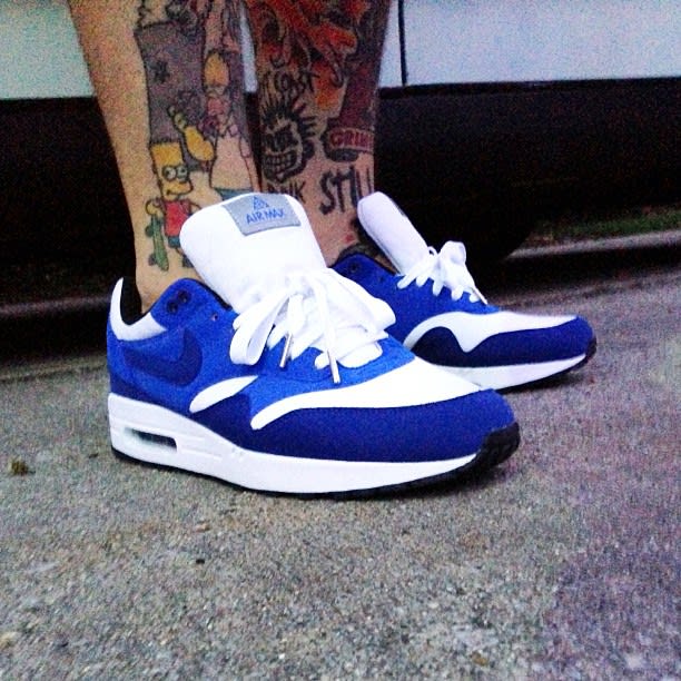 nike air max 1 blue and white