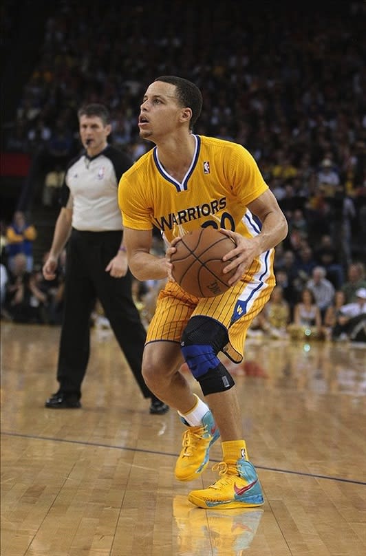 stephen curry wearing jordans