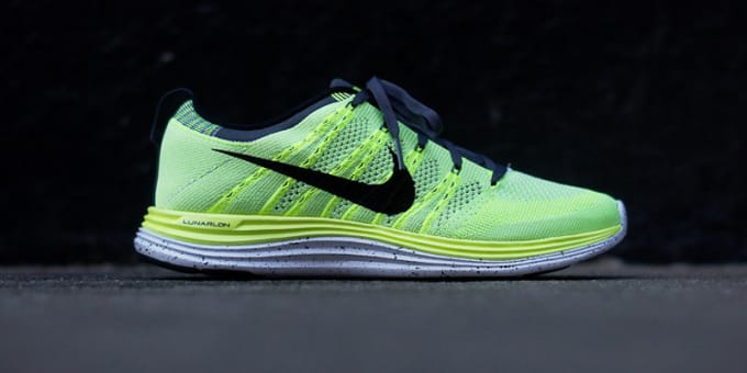 nike lunar 1 flyknit
