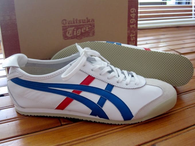 Before He Started Nike, Phil Knight Sold Onitsuka Tiger Shoes - Fact or ...