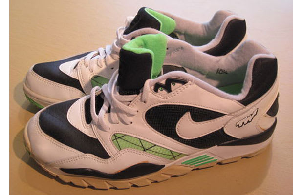 eBay Sneaker Auction of the Day: Nike Air Trainer TW Lite II | Complex