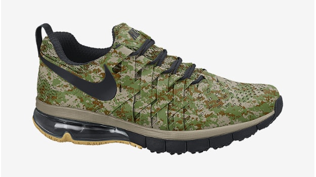 nike fingertrap max amp