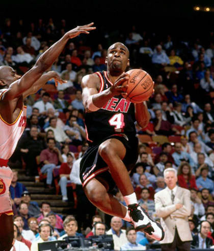 Harold Miner - 20 NBA Players Who Didn't Deserve Sneaker Deals | Complex