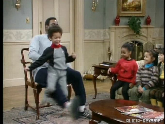 A 4 Year Old Alicia Keys Appeared In An Early Episode As One Of A 4 Year Old Alicia Keys Appeared In An Early Episode As One Of Rudy S Friends