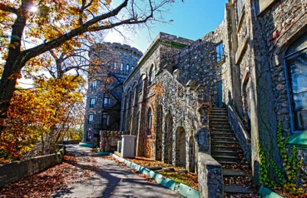 Brandeis University The Coolest College Dorms In America Complex   Zrovbjpgnlcxw33ahexb 