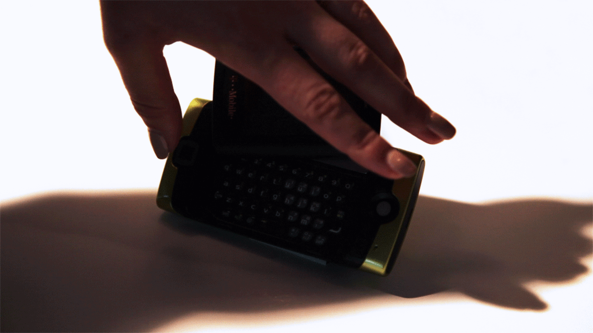 pics T Mobile Sidekick Gif a history of t mobile s sidekick complex