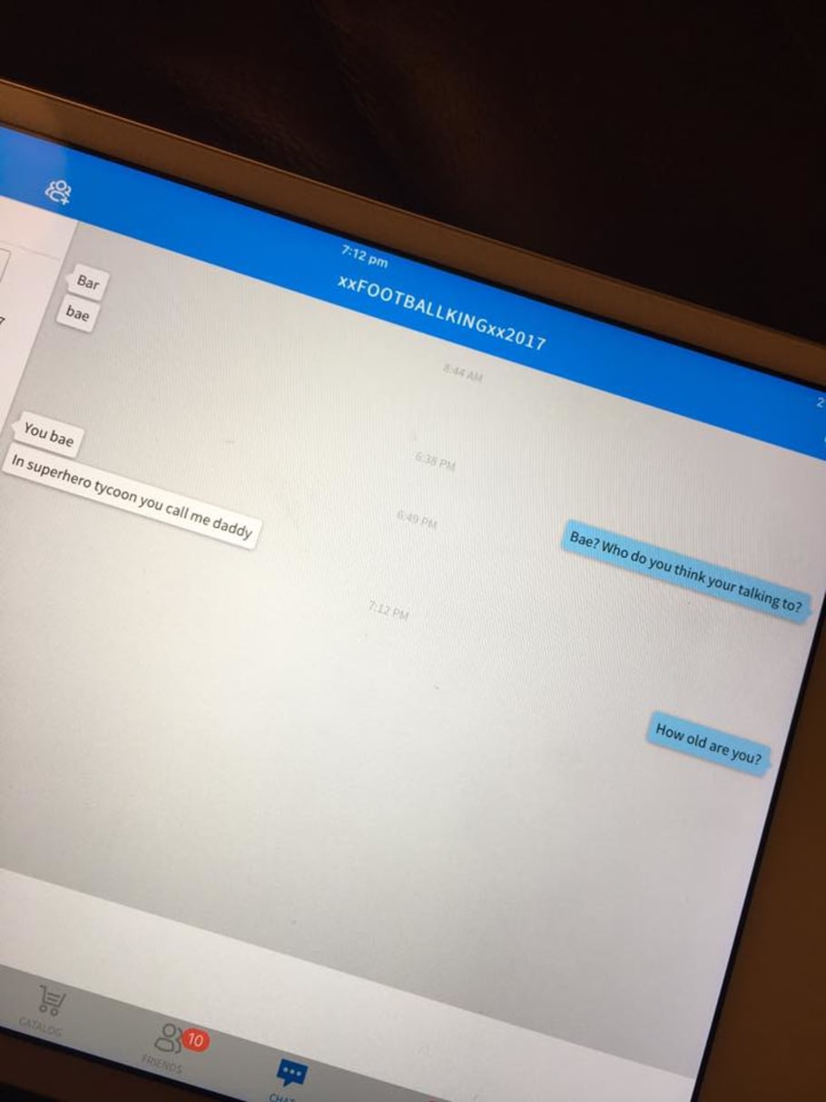 Mom Intervenes When Man Asks 6 Year Old To Call Him Daddy On Phone App Complex - roblox six year old