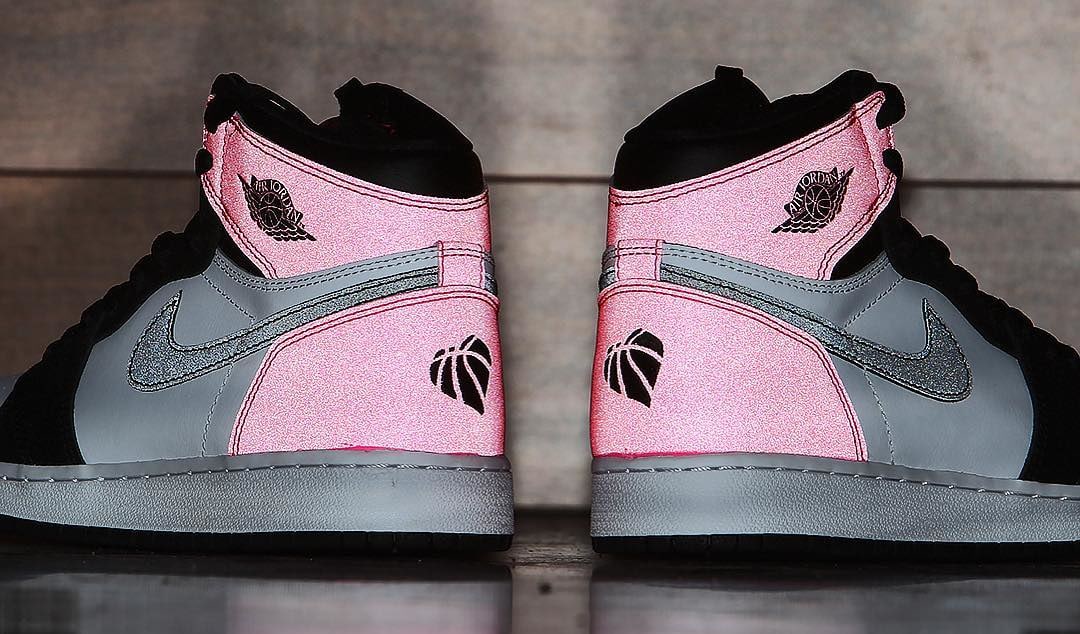 Air Jordan 1 Valentine's Day Black Pink 