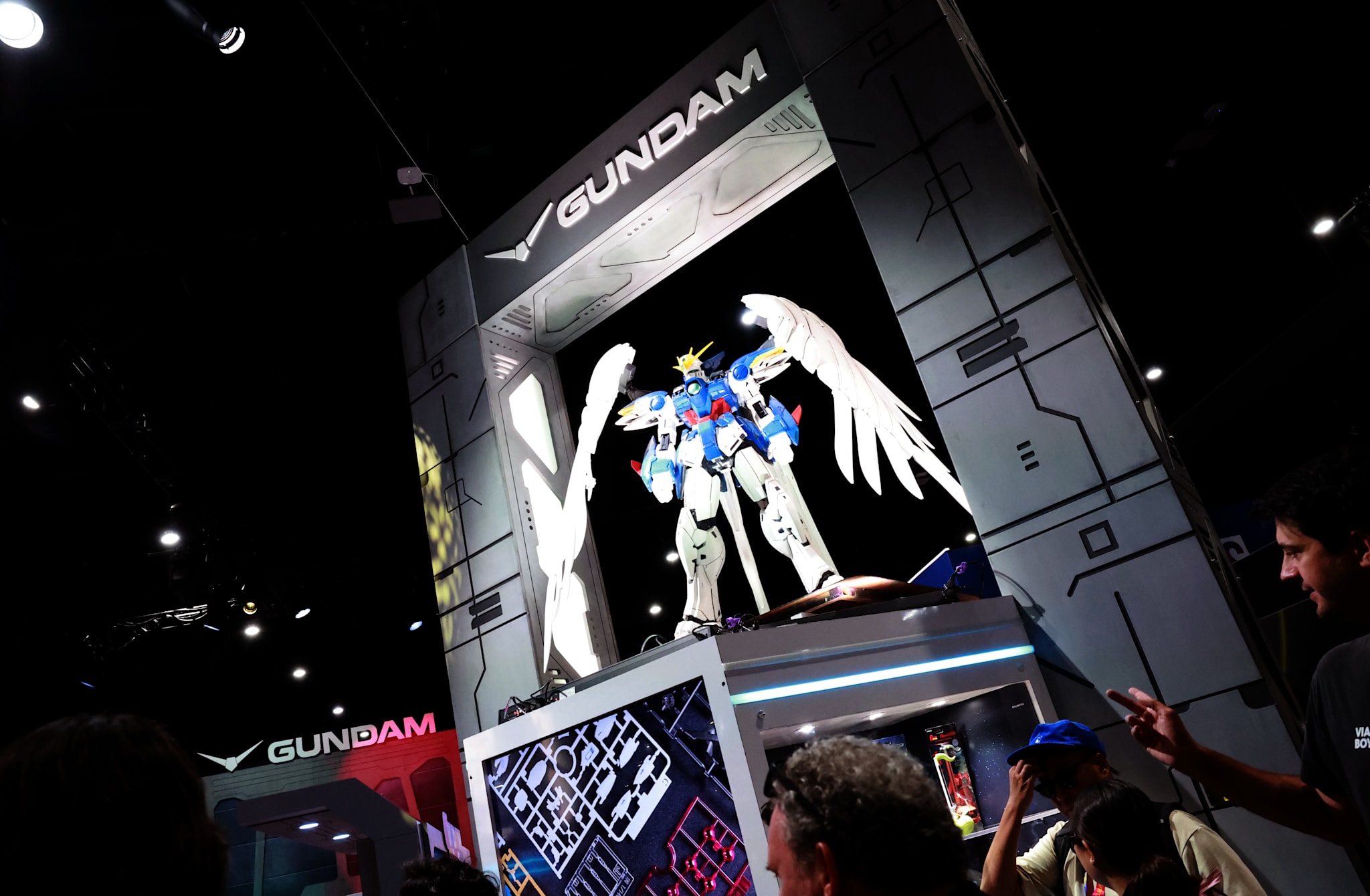 Kenji Kamiyama Is Building a Brand-New Gundam Universe With 'RG XARX-ZERO'