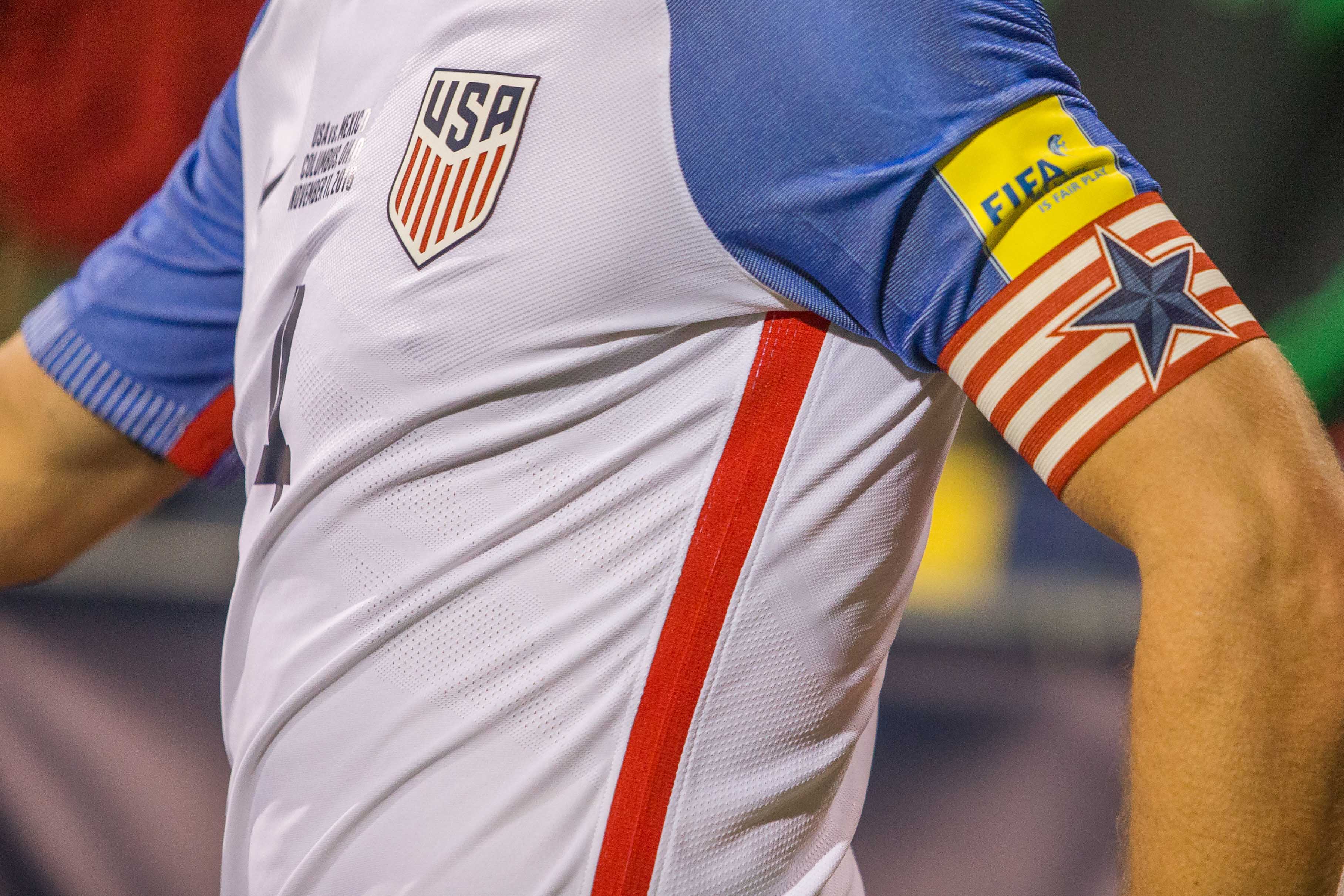 Michael Bradley USMNT Mexico 2016