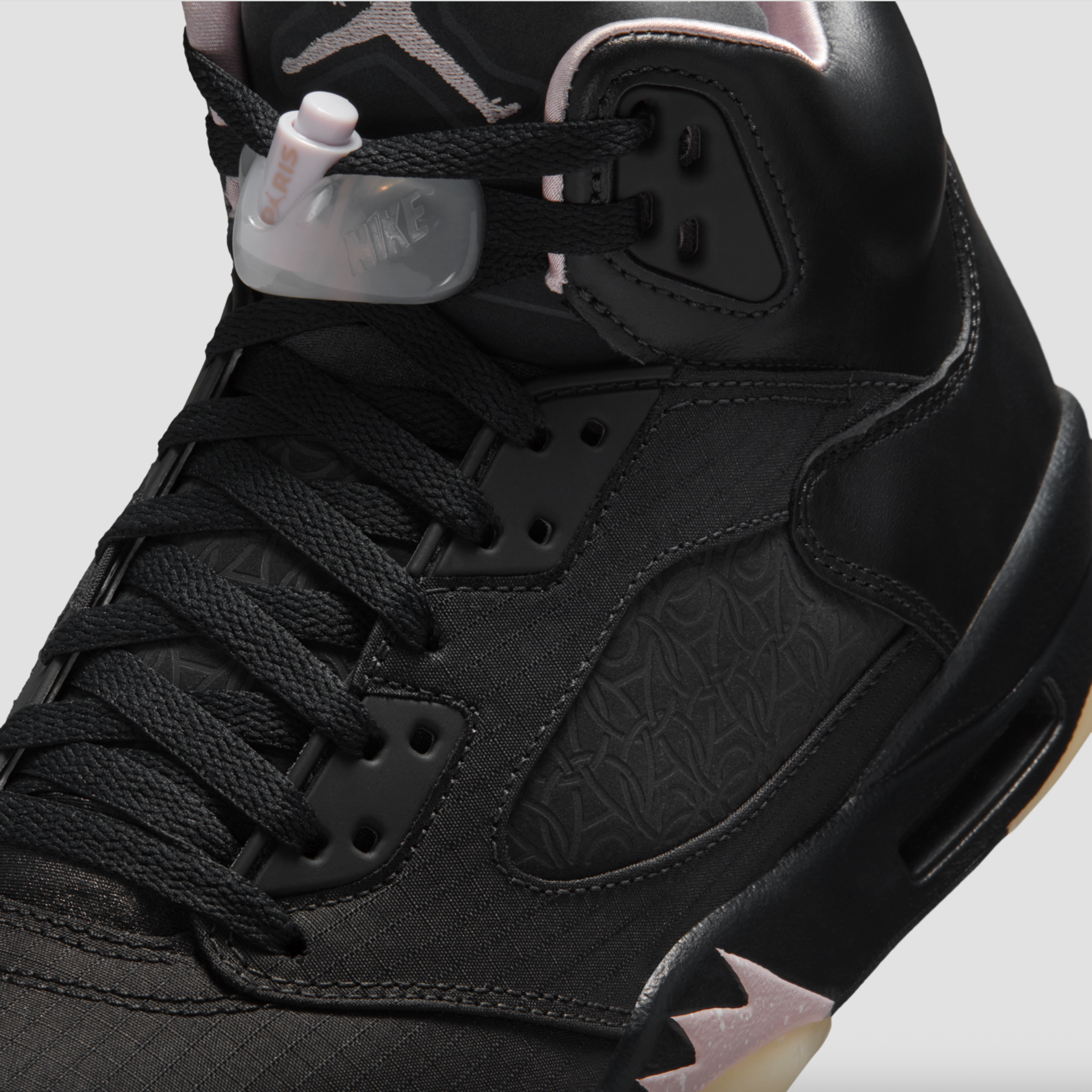 'Off Noir' PSG x Air Jordan 5
