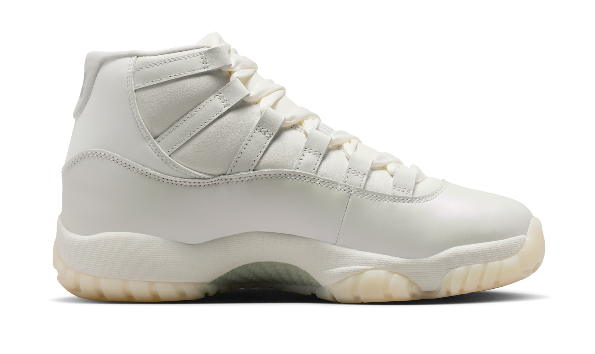 Air Jordan 11 Women's 'Pearl'