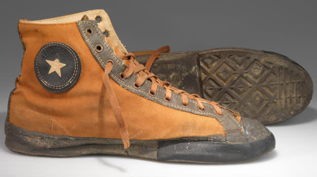 How Your New Favorite Sneakers Became Popular: Converse Chuck ... لوحة سعودية