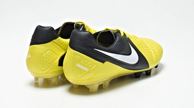 nike ctr360 maestri fg