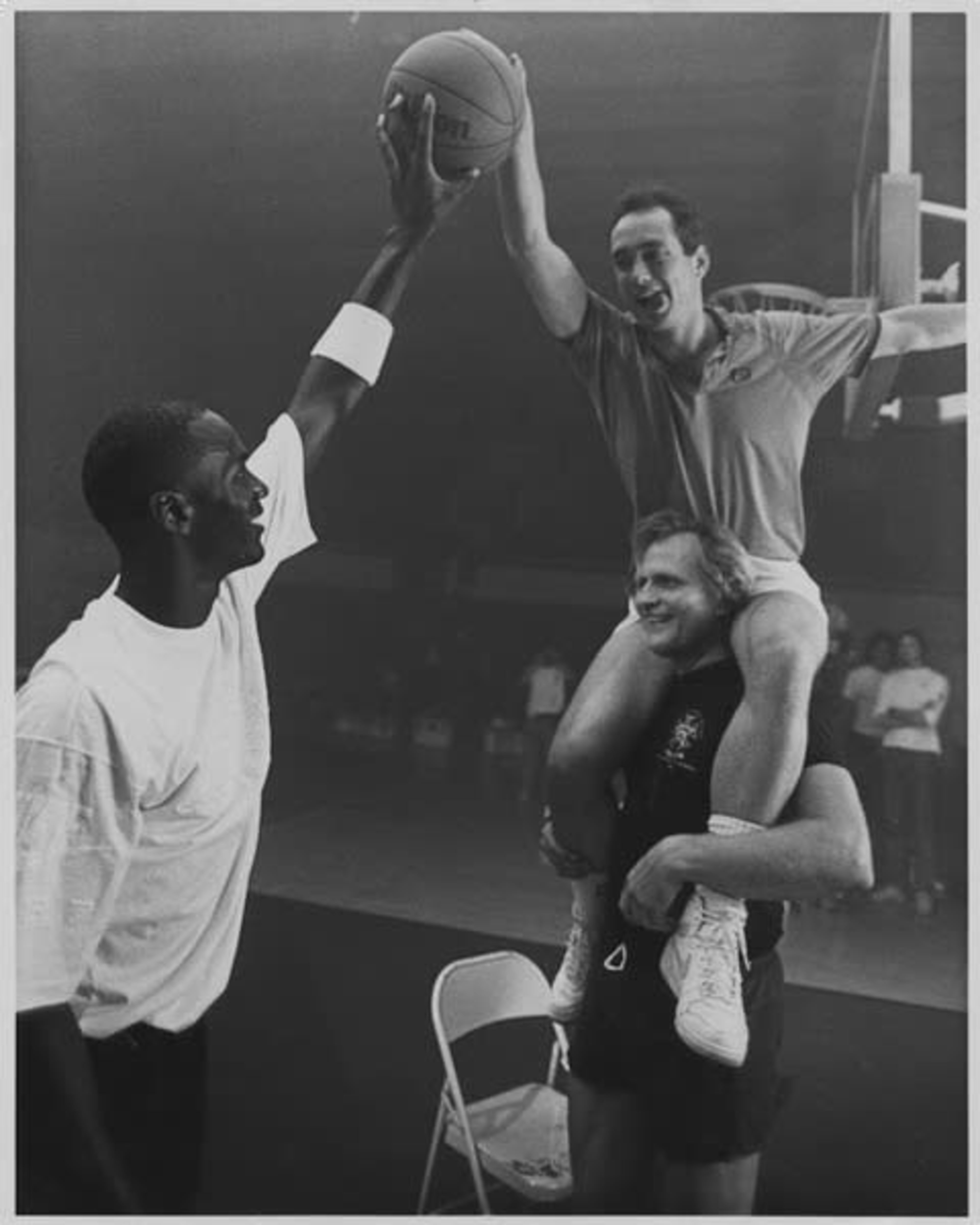Meet the Man Who Introduced Michael Jordan to Bugs Bunny