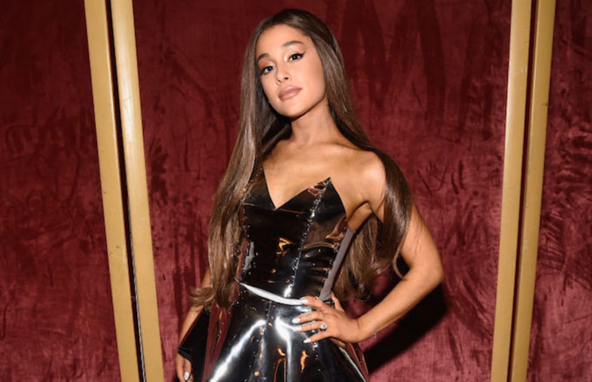 Ariana Grande Reconnects With Her Estranged Father on Christmas