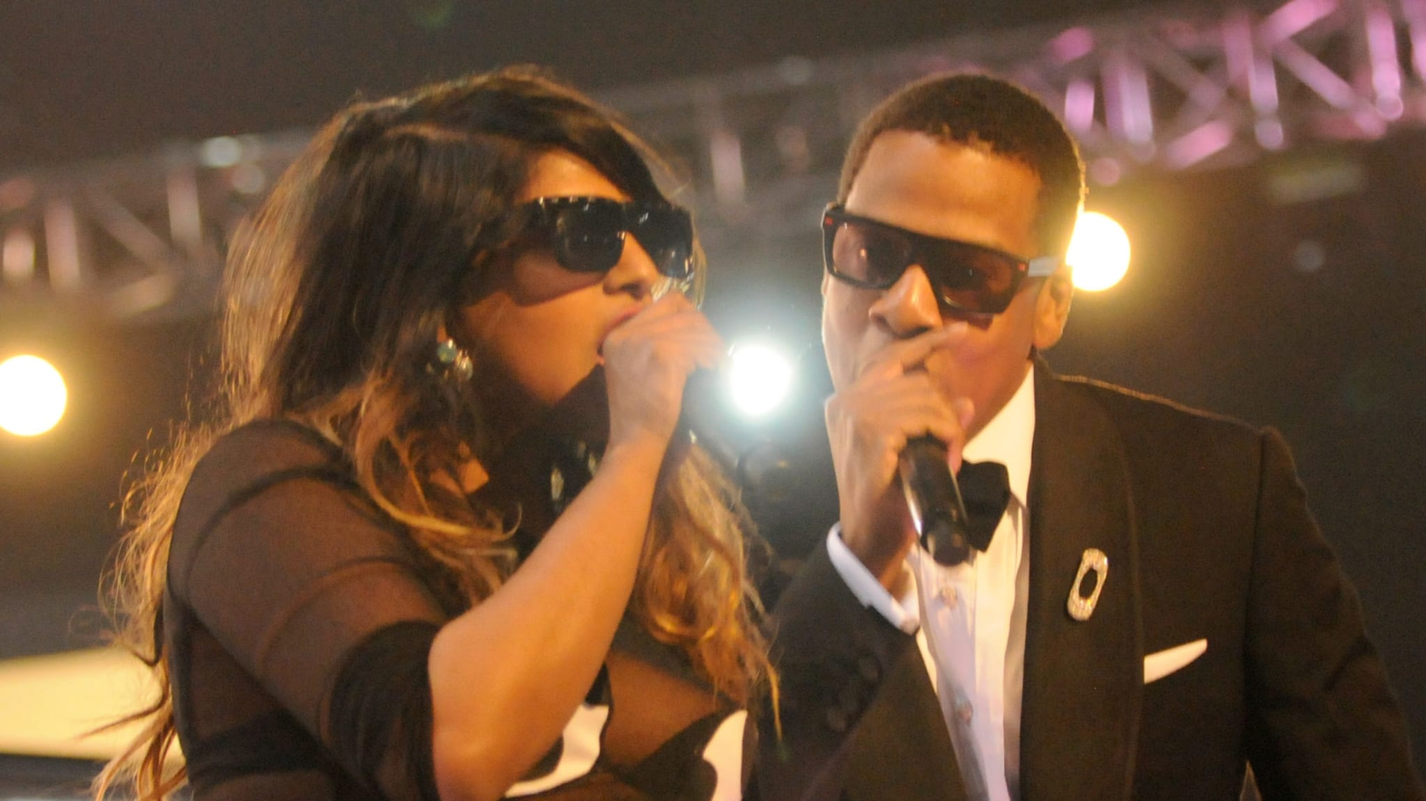 M.I.A and Jay-Z performs at the 51st Annual GRAMMY Awards at the Staples Center on February 8, 2009 in Los Angeles, California.