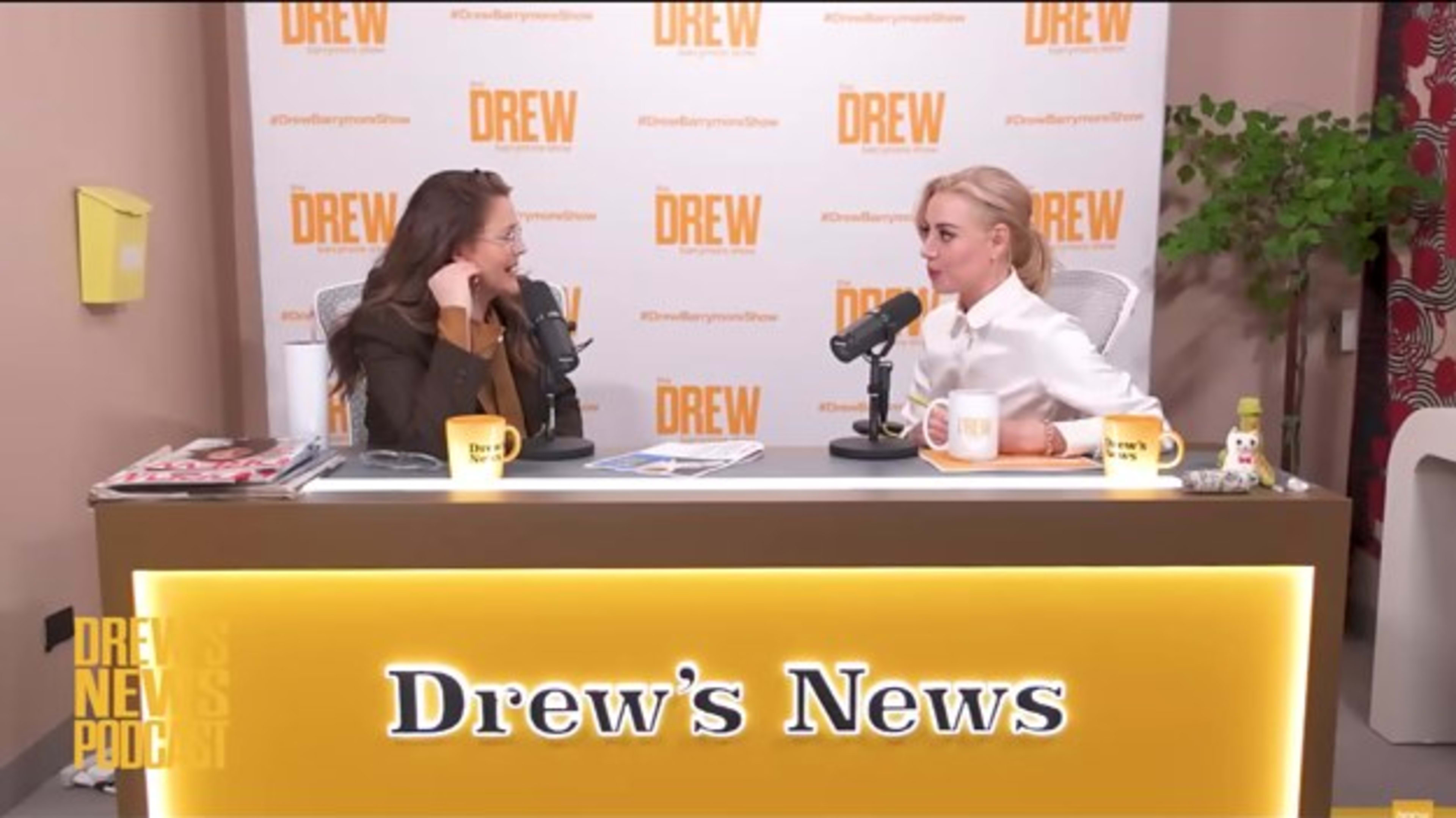 Aubrey Plaza on Drew Barrymore's podcast