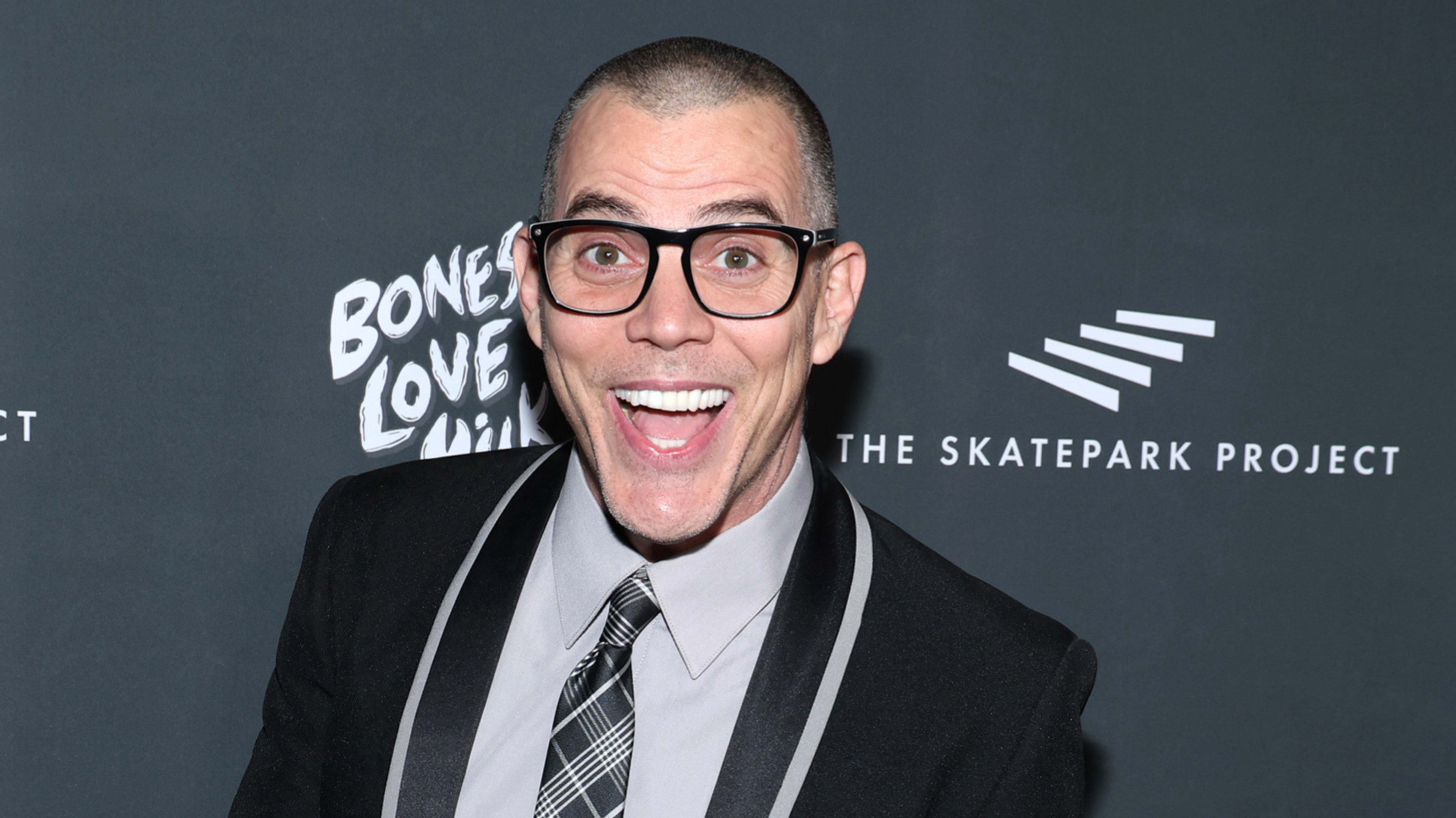 Steve-O at an event.