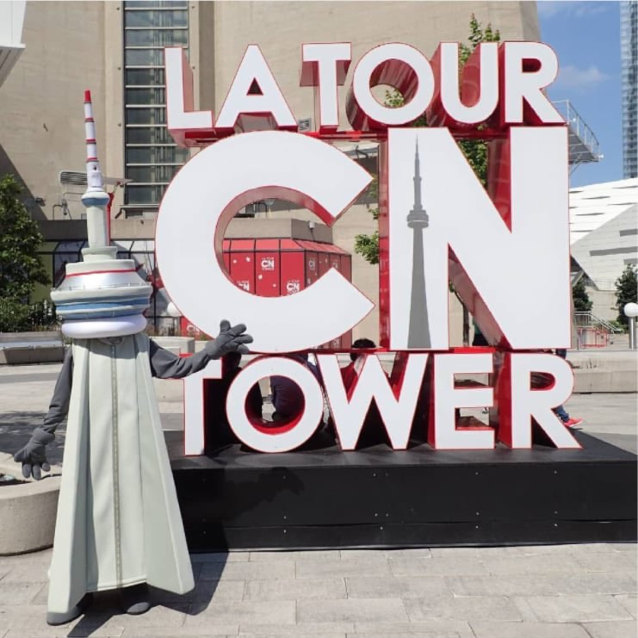 cn tower mascot