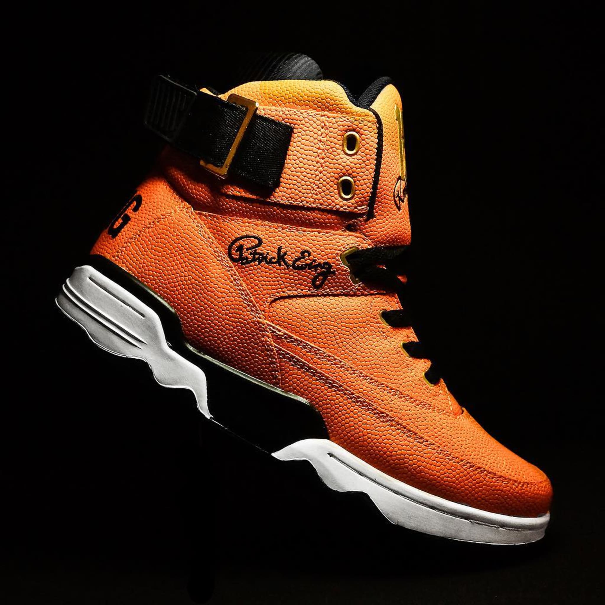 Ewing 33 Hi Basketball Rookie of the Year