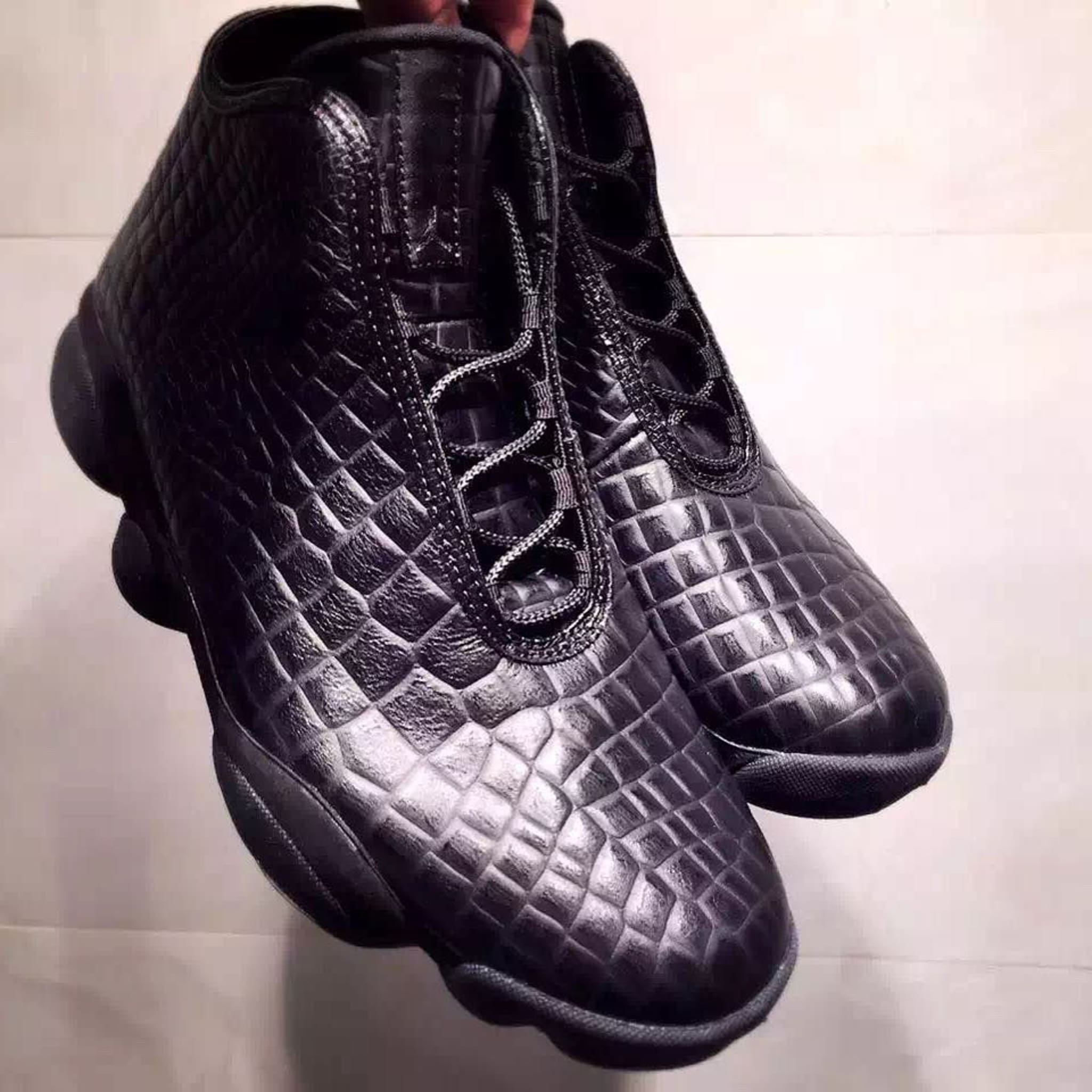 Jordan Horizon Premium Croc (1)