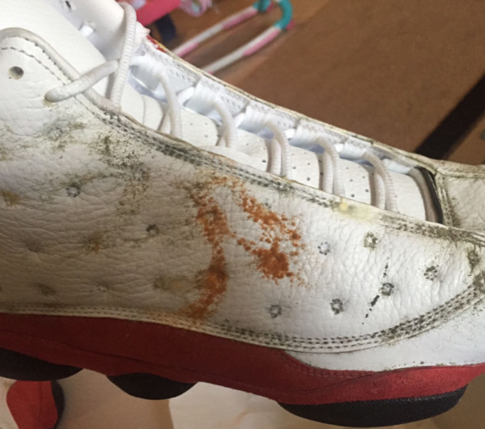 Moldy Air Jordan 13 rue Red