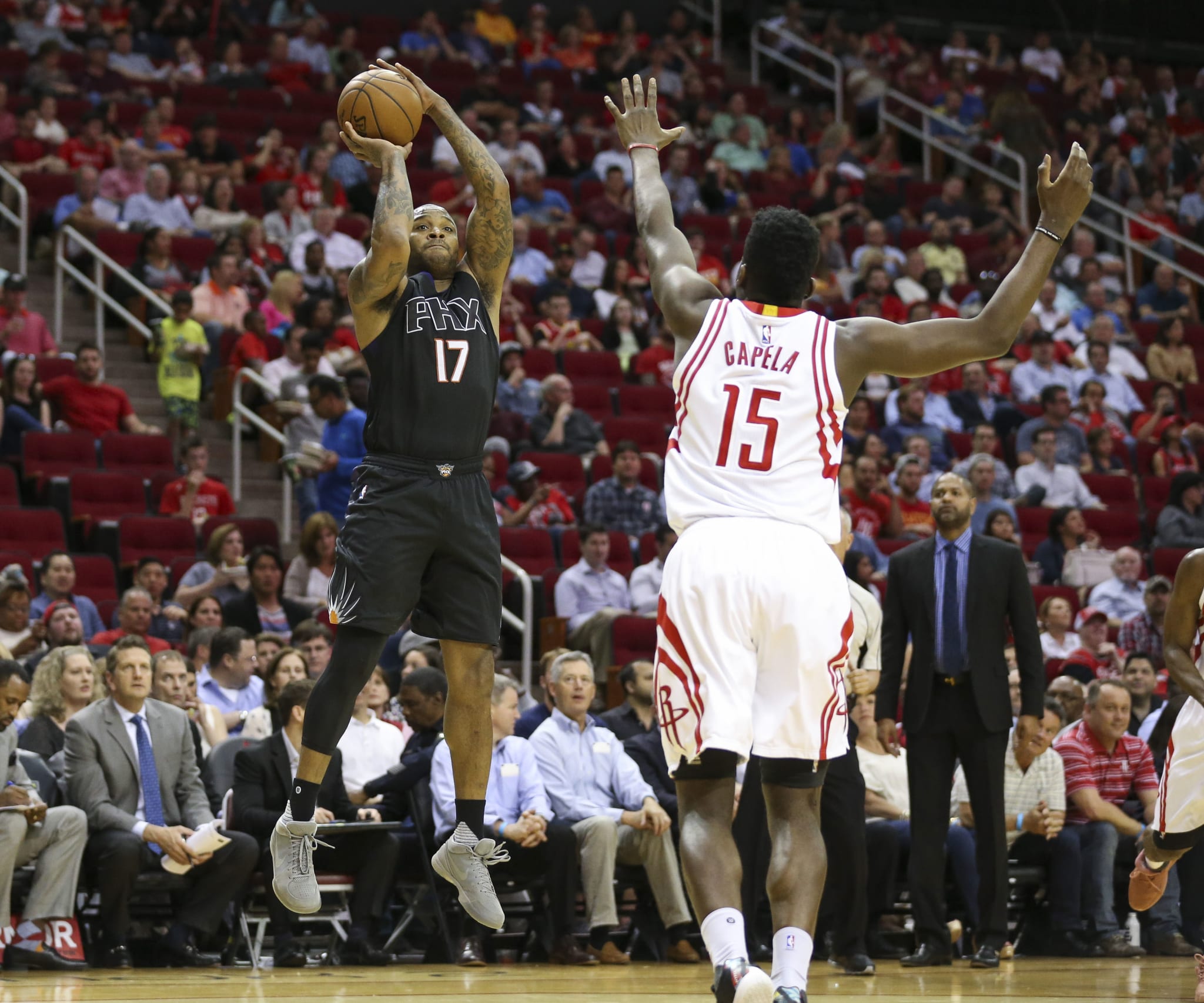 P.J. Tucker Wears the "FTB" Nike Kobe 4 (1)