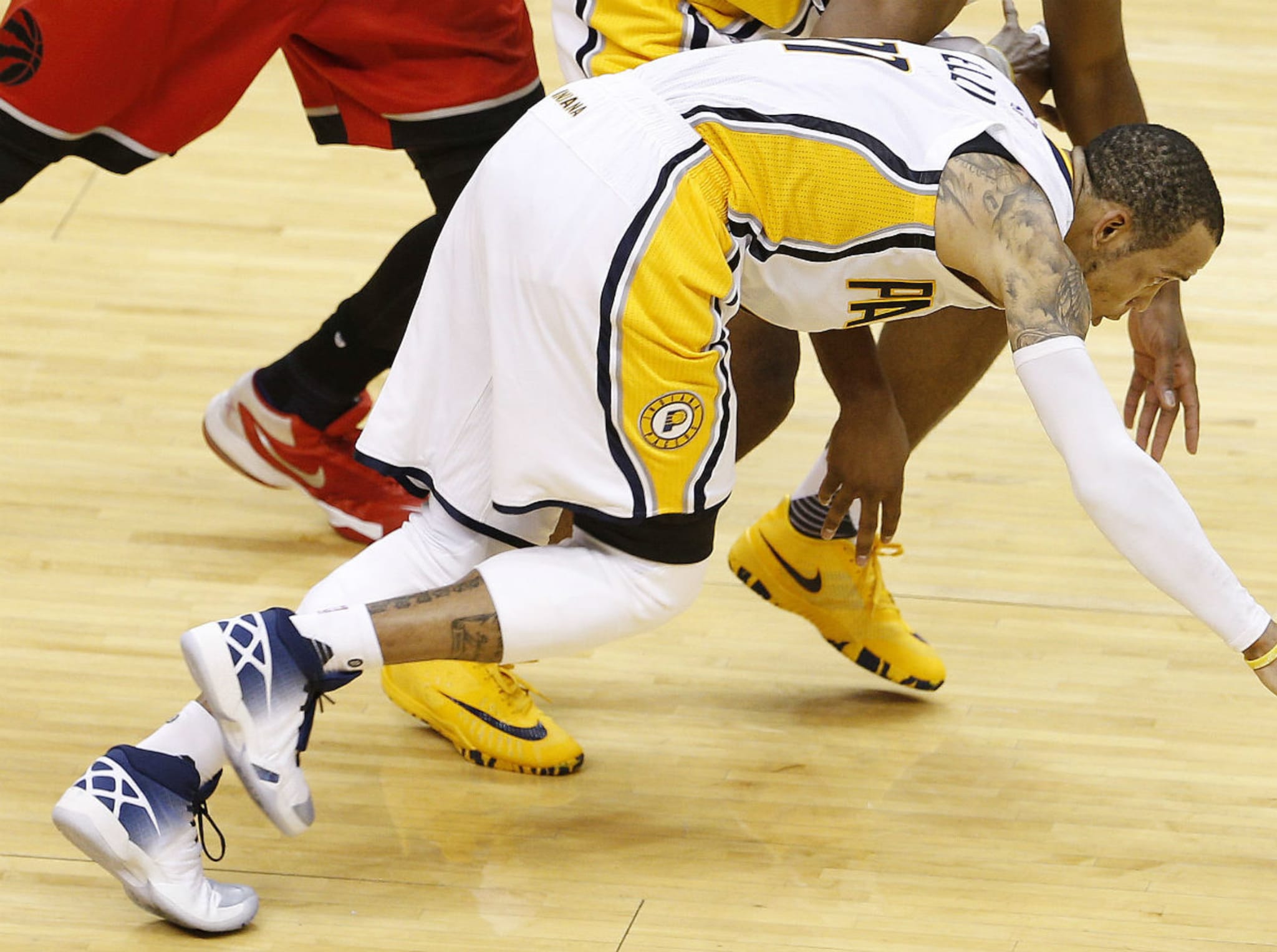 Monta Ellis Wearing a "Pacers Home" Air Jordan XXX PE (1)