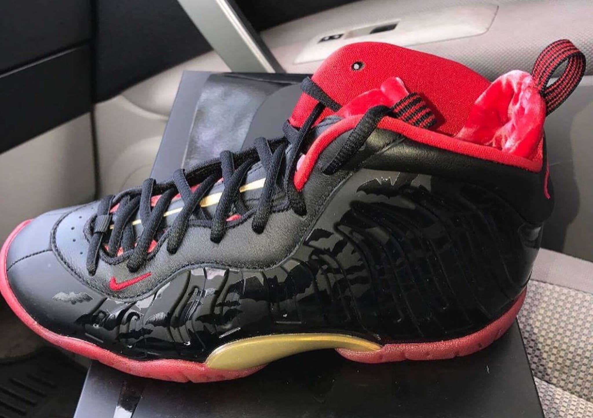 Nike Little Posite One Dracula Halloween Release Date Profile 846077 003