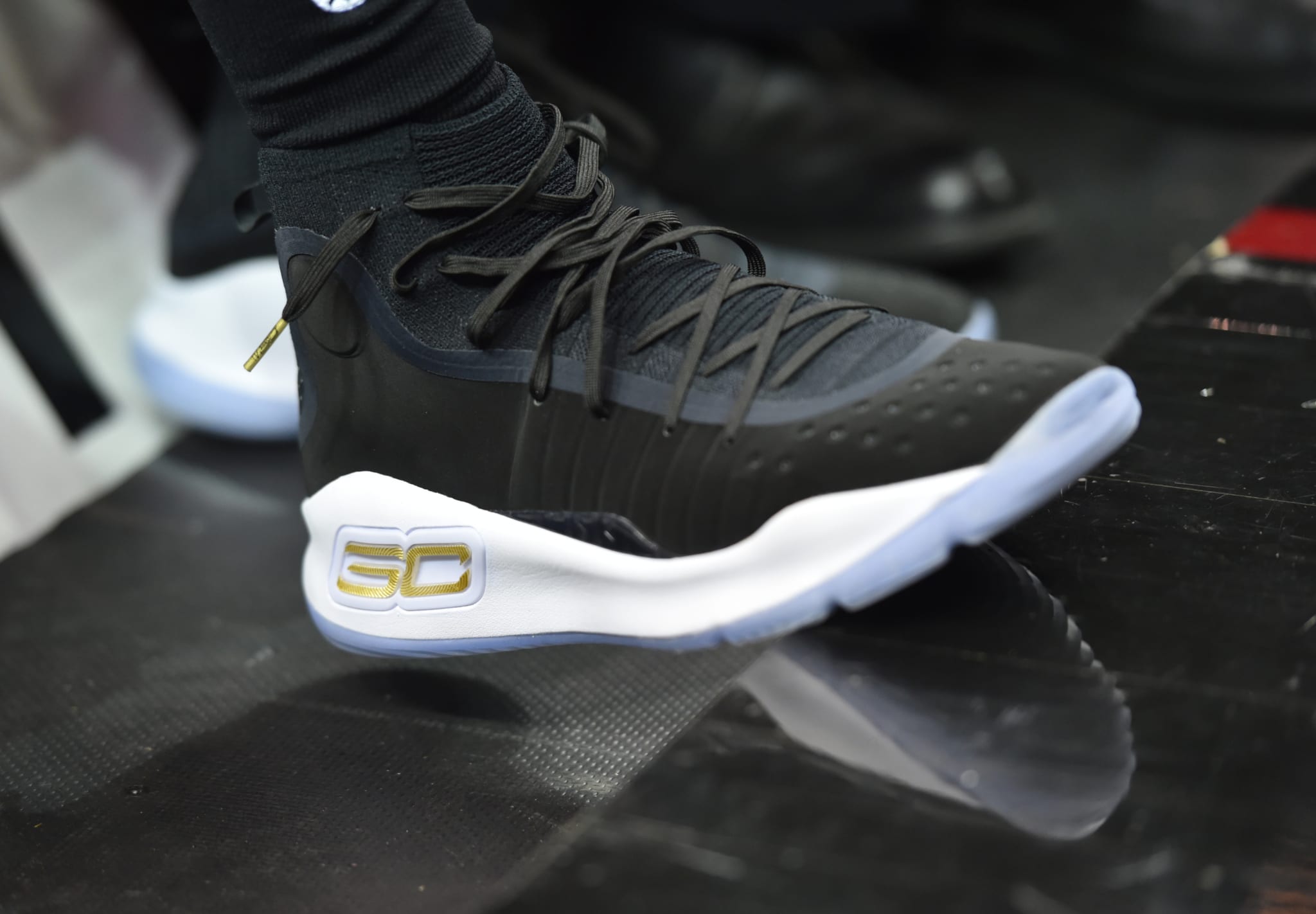 Under Armour Curry 4 Black White