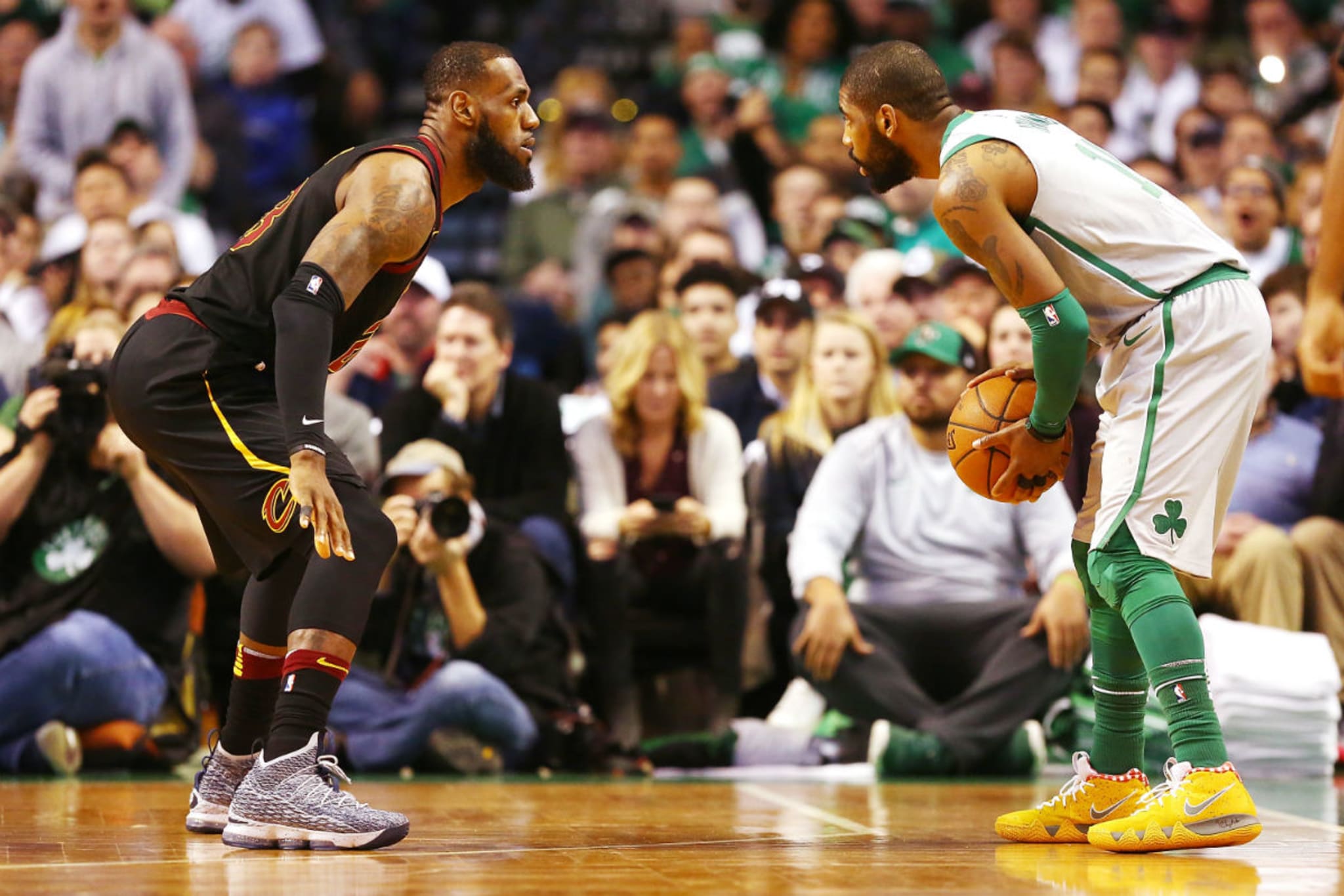 Kyrie Irving Nike Kyrie 4 Yellow Lobster PE
