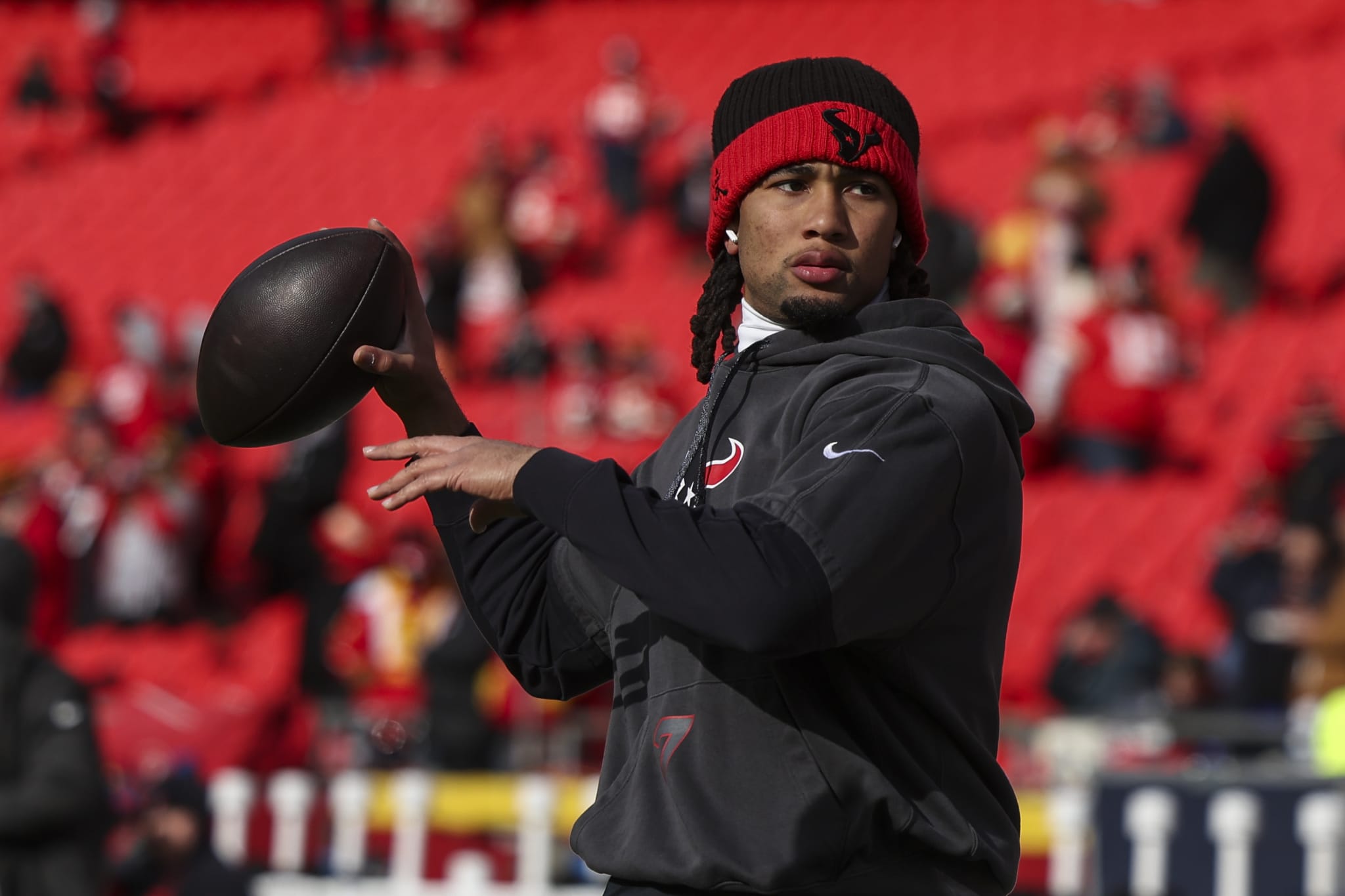 AFC Divisional Playoffs: Houston Texans v Kansas City Chiefs
KANSAS CITY, MISSOURI - JANUARY 18: C.J. Stroud #7 of the Houston Texans warms up prior to an NFL football AFC divisional playoff game against the Kansas City Chiefs at GEHA Field at Arrowhead Stadium on January 18, 2025 in Kansas City, Missouri.