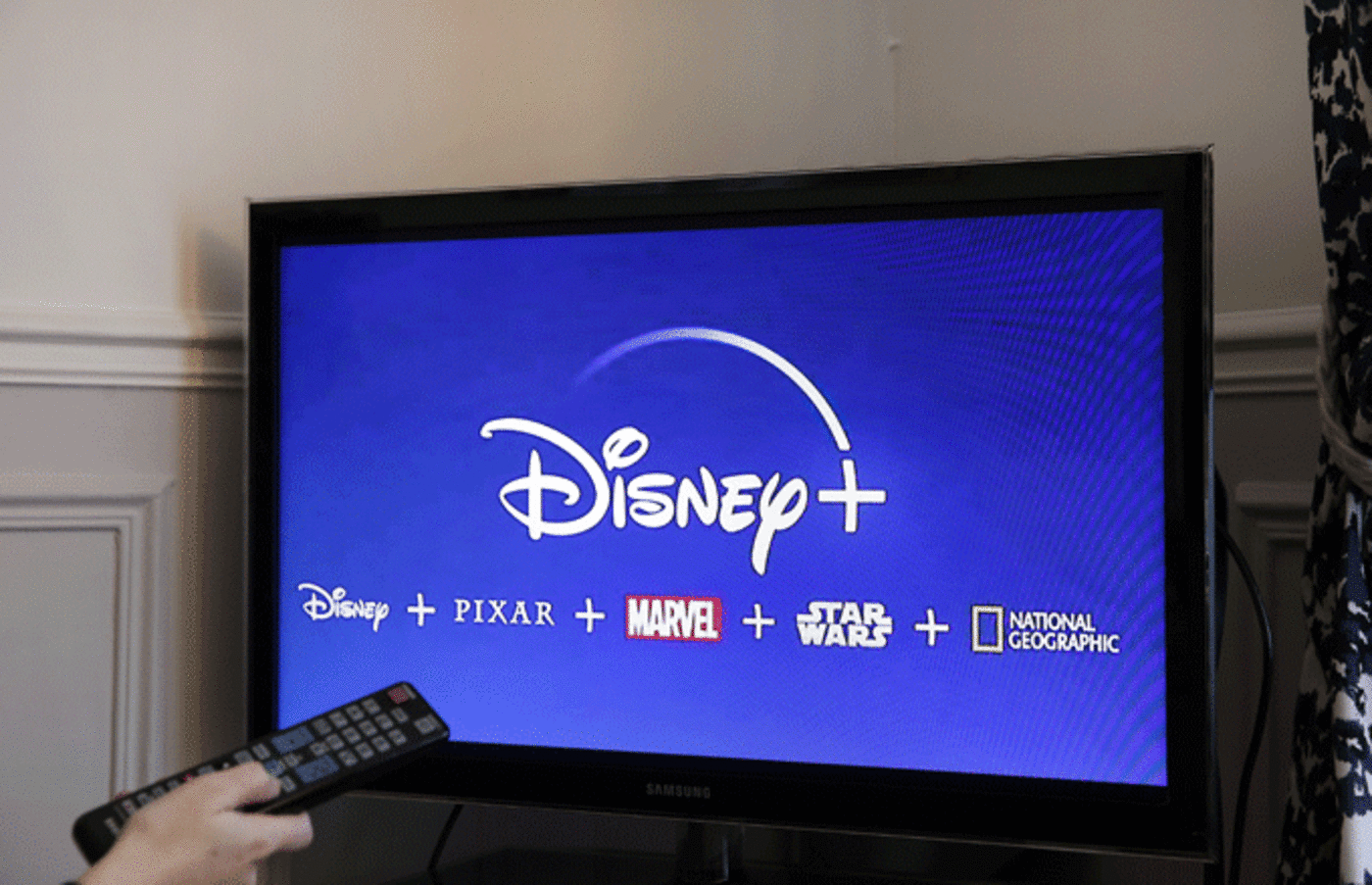 Hackers Have Reportedly Already Stolen Thousands of Disney+ Passwords ...