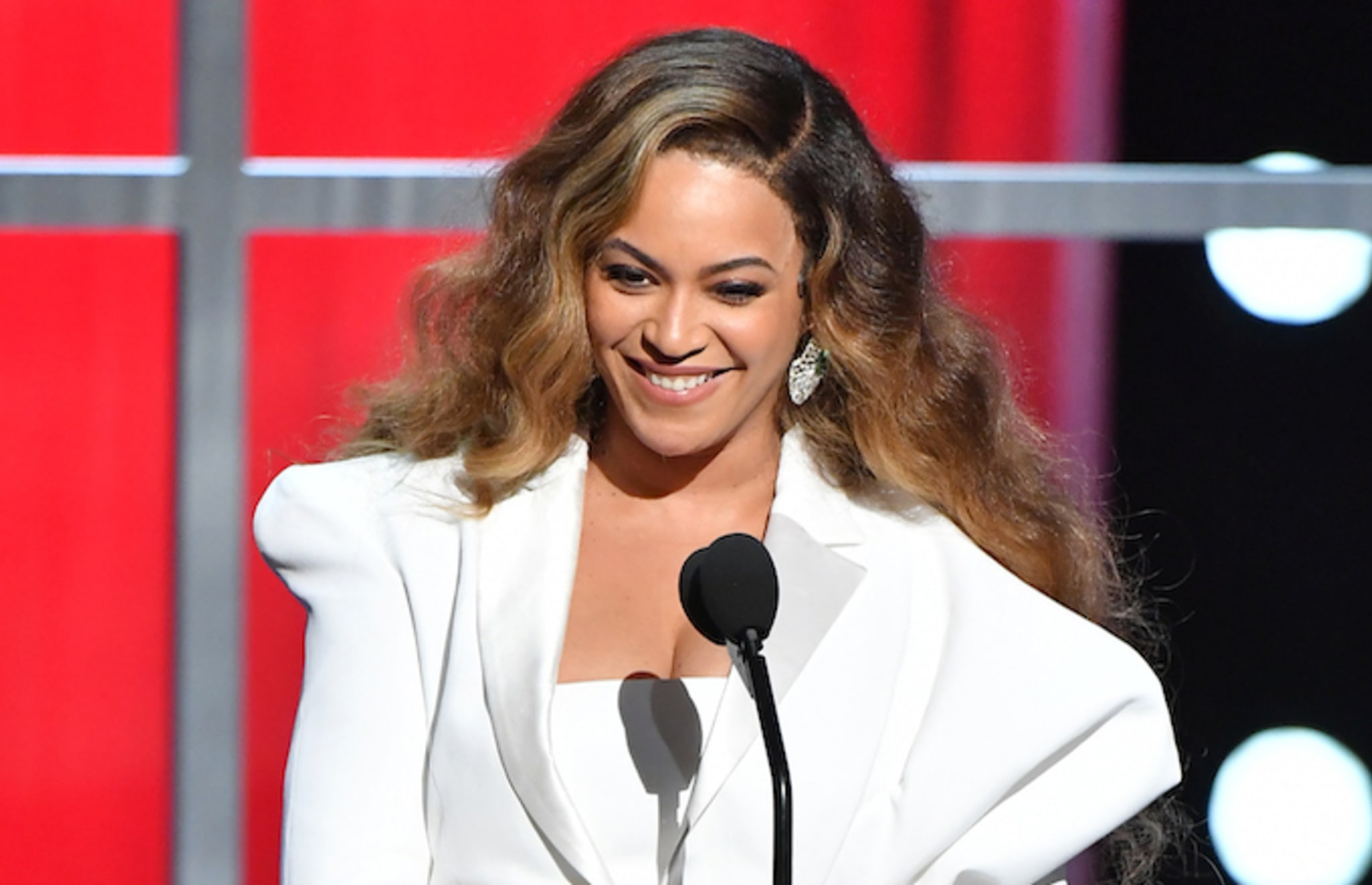 beyonce 60 mil netflix