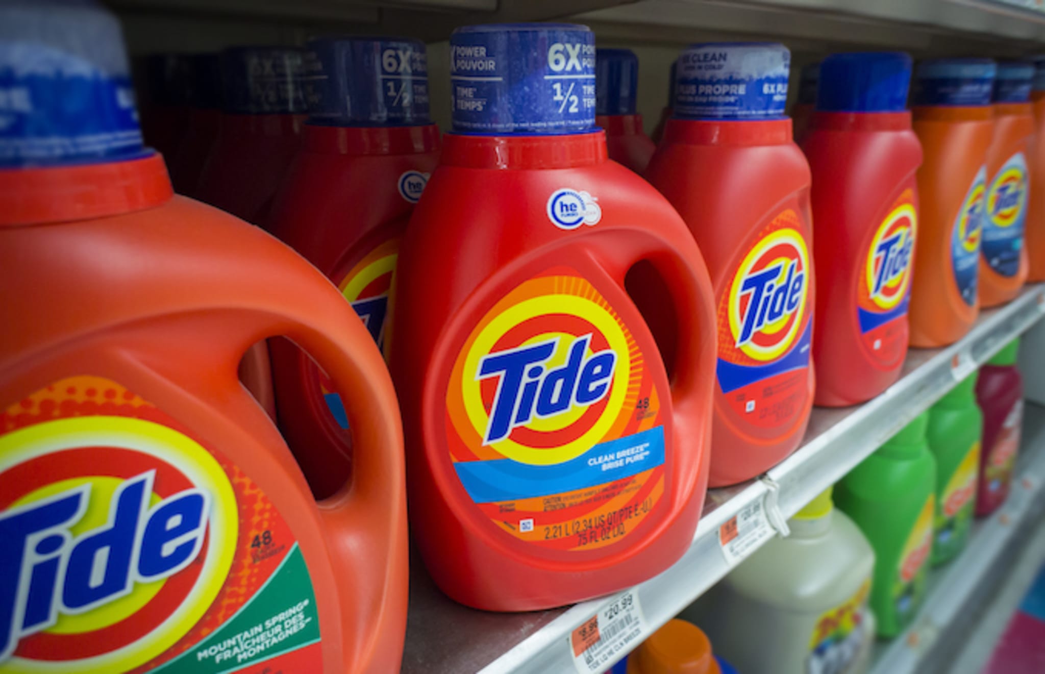 Tide detergent.