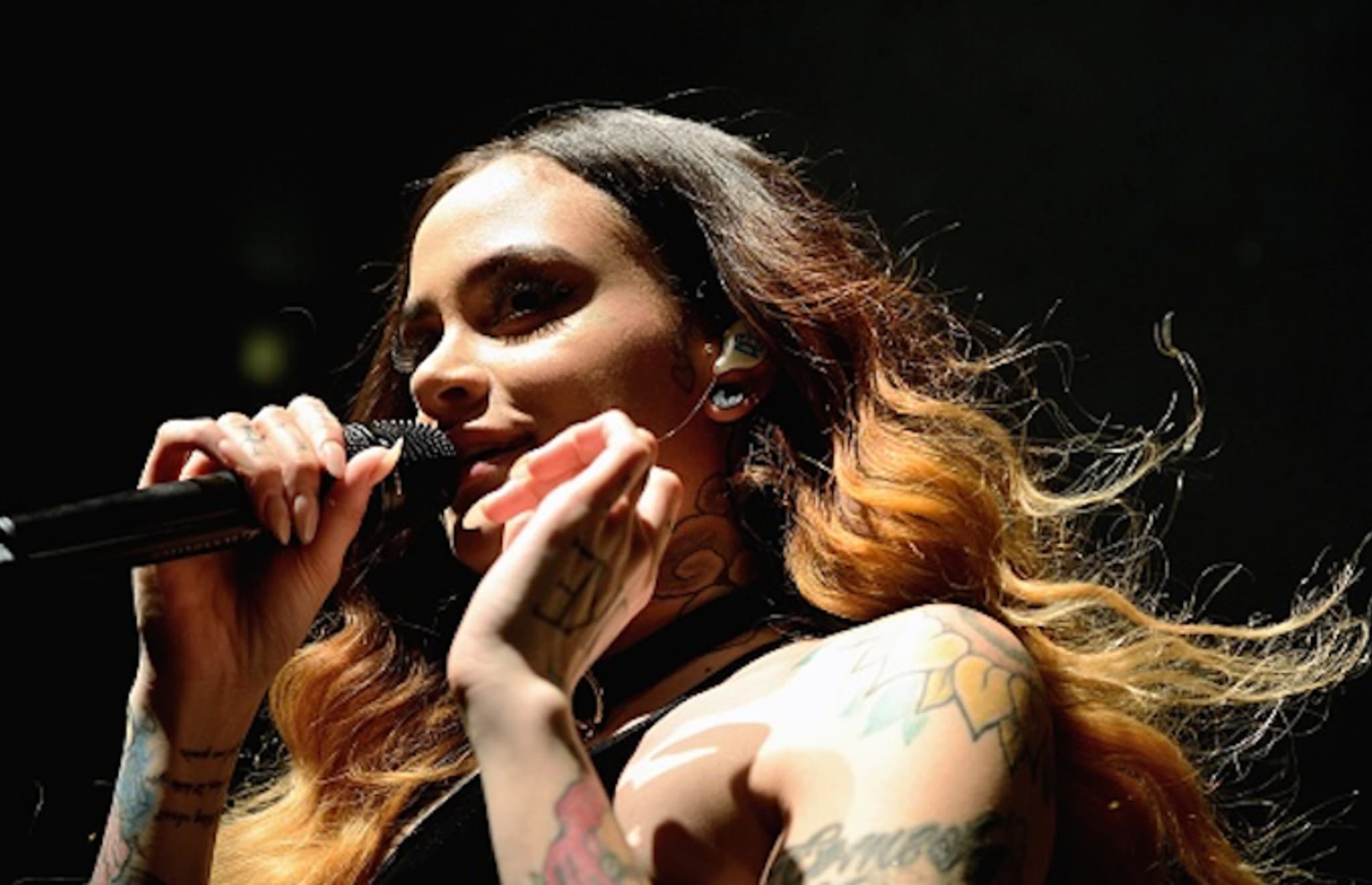 Kehlani performs on stage at the O2 Shepherd's Bush Empire